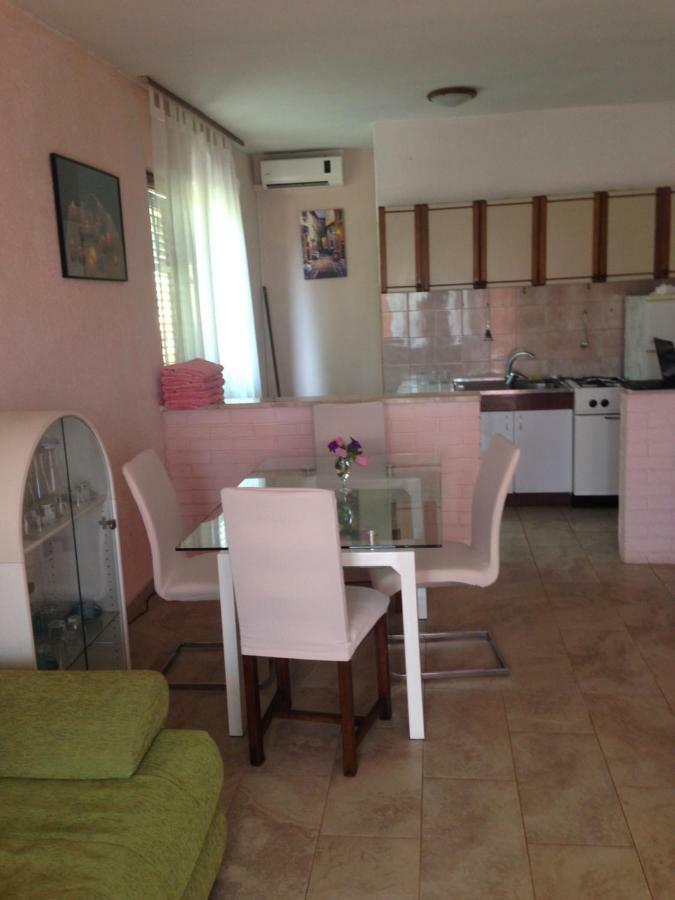 Apartments Ribic Umag Bagian luar foto
